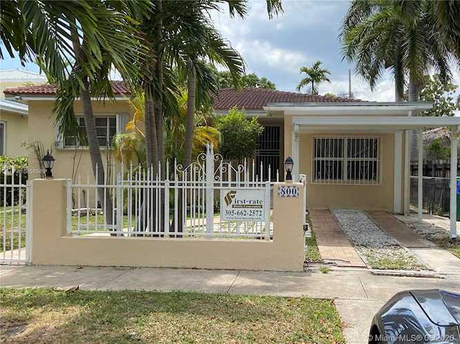 800 SW 25th Rd Miami, FL 33129