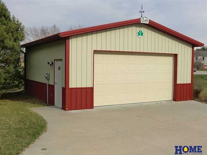 4601 Mandarin Circle Lincoln, NE 68516