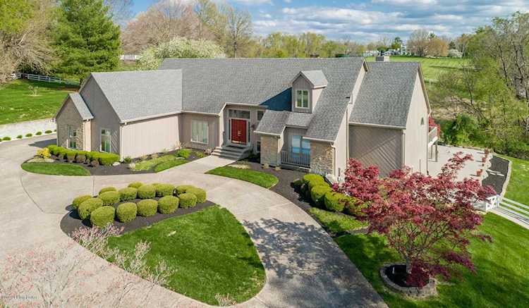 1 Scenic Hill Louisville, KY 40059