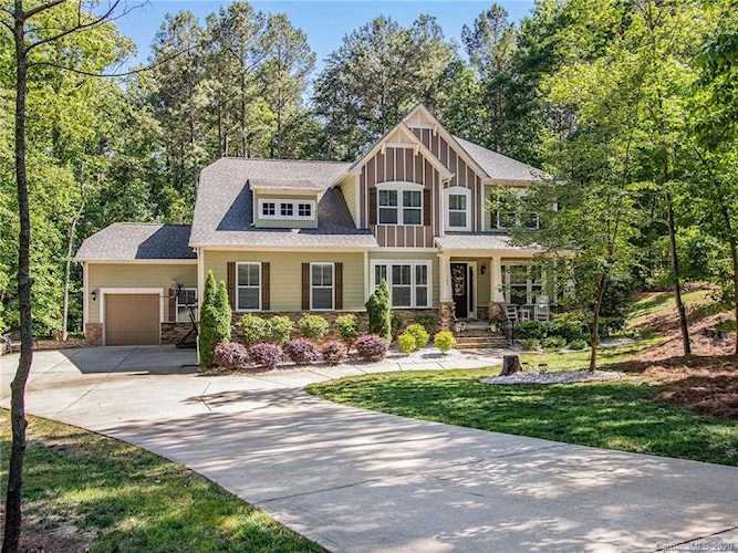146 Grasshopper Circle Mooresville, NC 28117