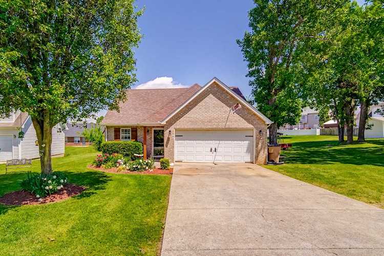 934 Lavergne Ln La Vergne, TN 37086