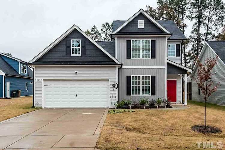 129 N Kramer Path Clayton, NC 27527