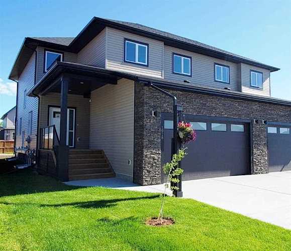 1918 High Park Circle NW High River, AB T1V 0E7