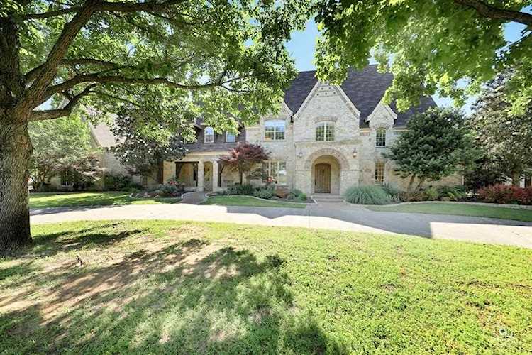 1250 Shady Oaks Drive Southlake, TX 76092