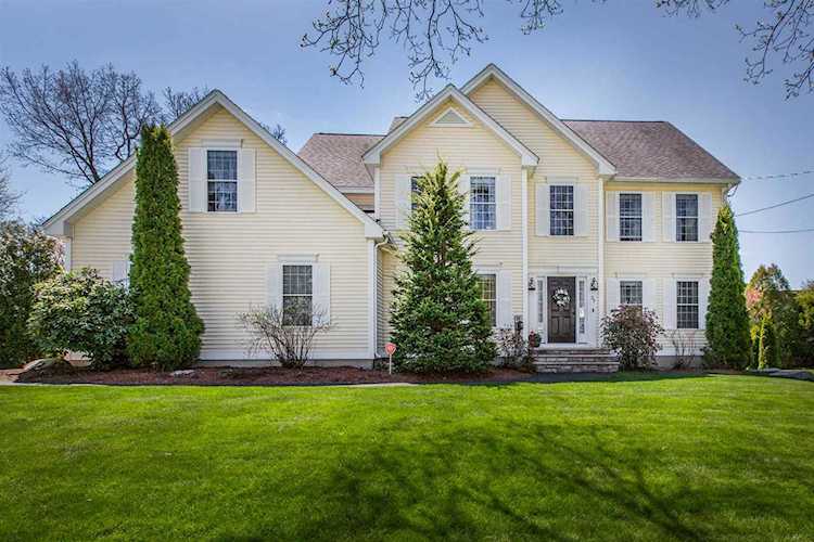 37 Trenton St Manchester, NH 03104
