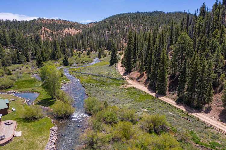 1149 Spring Hollow LN Mammoth Creek, UT 84735