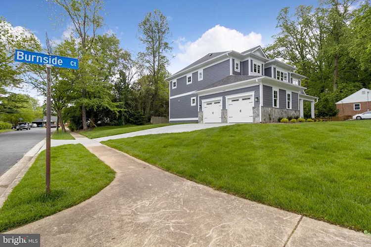 7601 Foster Rd Falls Church, VA 22043