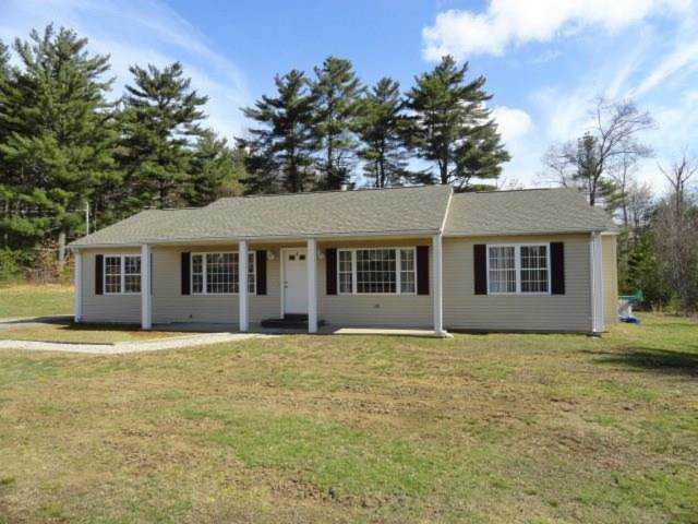 8 Barnett Ln West Greenwich, RI 02817