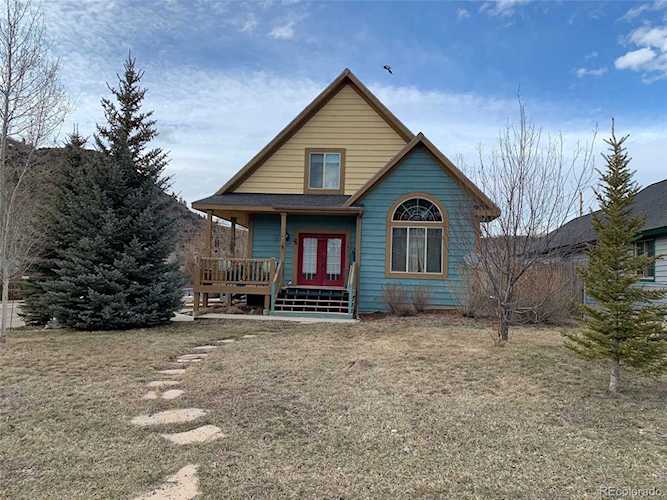 127 Grand Ave Hot Sulphur Springs, CO 80451