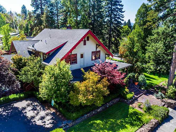 640 NW Congress St Bend, OR 97702