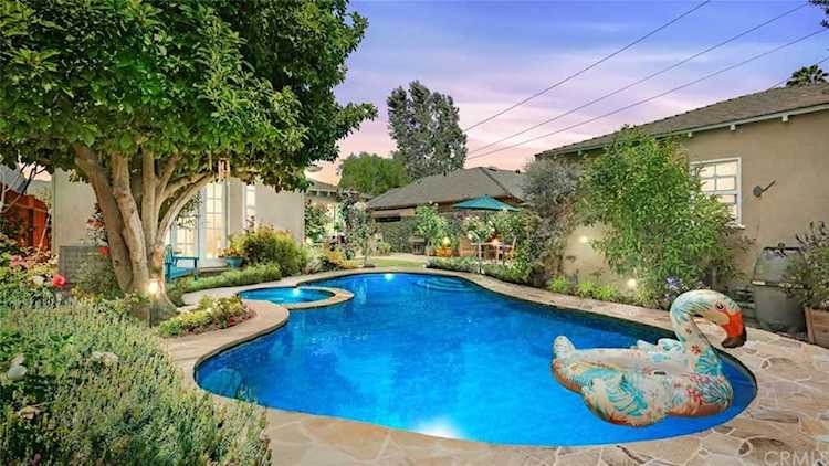 711 S Griffith Park Drive Burbank, CA 91506