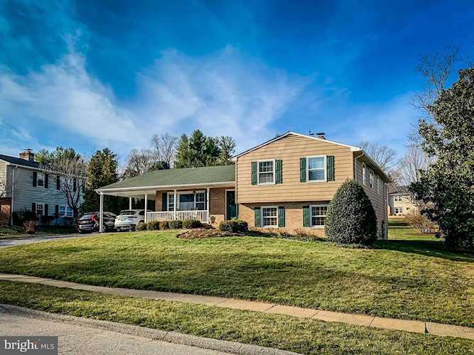 1210 Clearfield Circle Lutherville Timonium, MD 21093