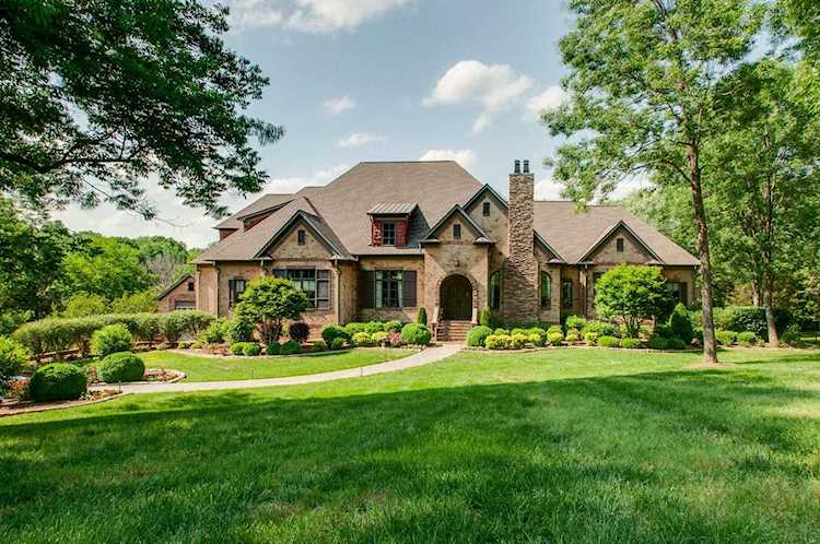 132 Steeplechase Ln Nashville, TN 37221