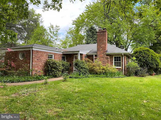 1509 Brookhaven Dr Mclean, VA 22101
