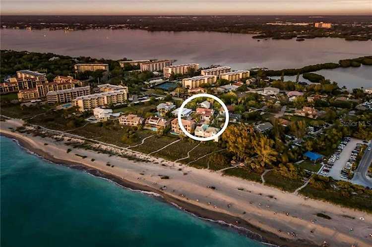 1131 Horizon View Dr Sarasota, FL 34242 | MLS A4448953 Photo 1