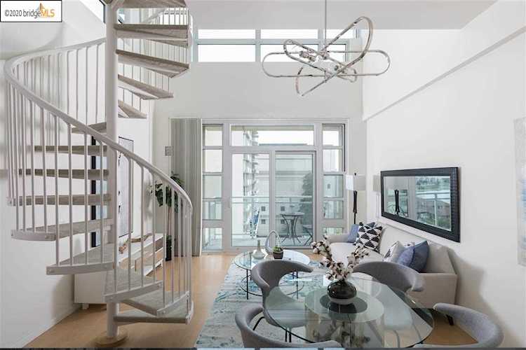 1 Lakeside Drive Oakland, CA 94612