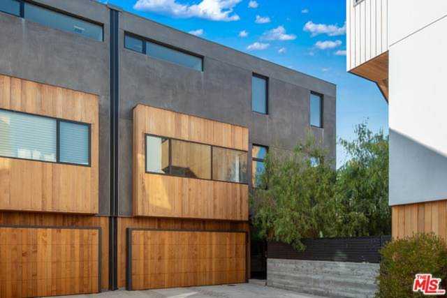 1829 N Kenmore Avenue Los Angeles, CA 90027