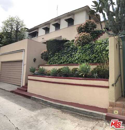 2255 Kenilworth Avenue Los Angeles, CA 90039
