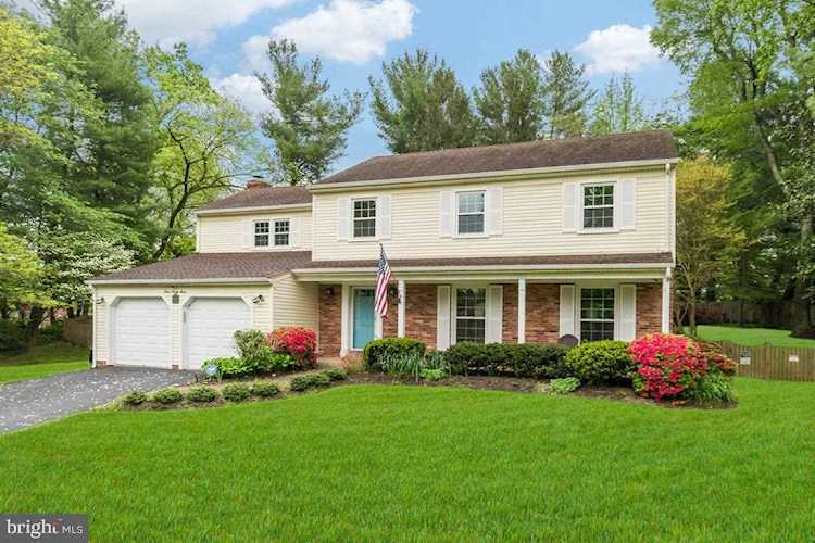 1227 Old Stable Rd Mclean, VA 22102