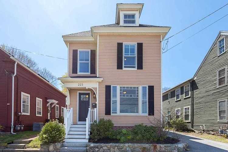223 Merrimac Newburyport, MA 01950