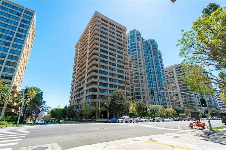 10750 Wilshire Boulevard #704 Los Angeles, CA 90024