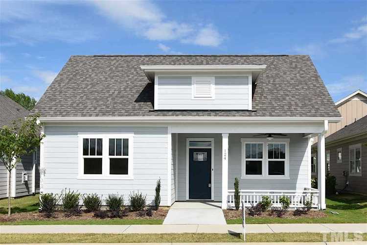 124 Village Walk Drive Clayton, NC 27527