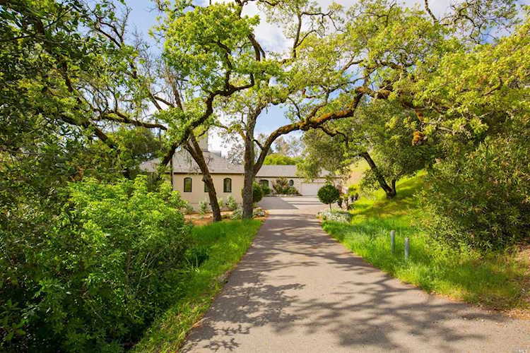 1325 Trimble Lane Cloverdale, CA 95425