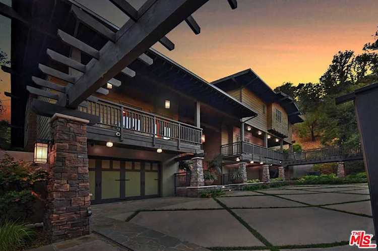 3931 Oeste Avenue Studio City, CA 91604