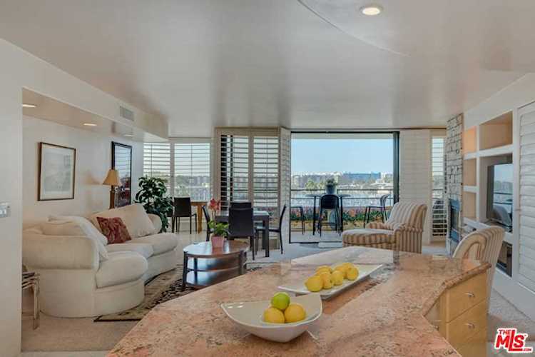 4314 Marina City Drive #218 Marina Del Rey, CA 90292