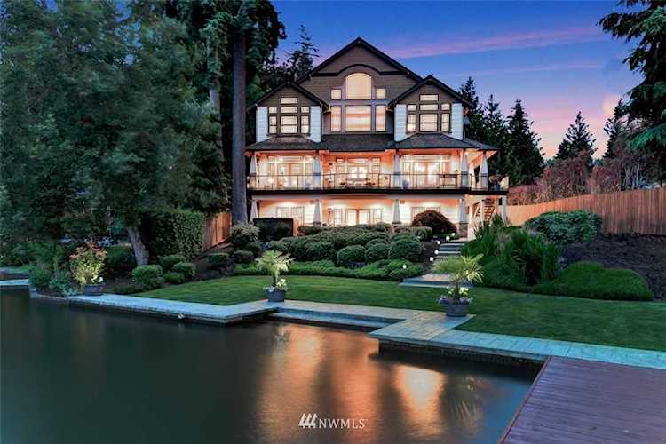21509 60th St E Lake Tapps, WA 98391