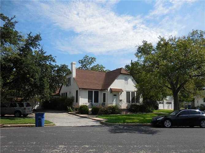 1510 Palma Plz Austin, TX 78703