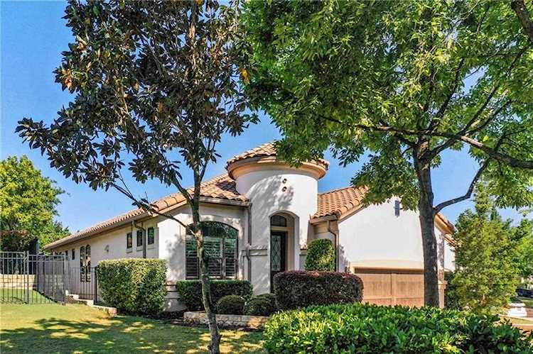 11712 Red Oak Valley Ln Austin, TX 78732