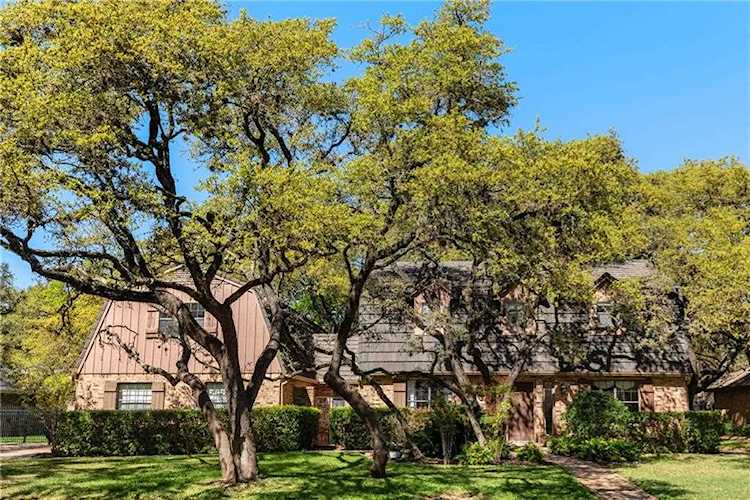 9006 Balcones Club Dr Austin, TX 78750