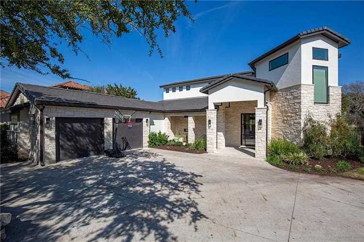 412 Luna Vista The Hills, TX 78738