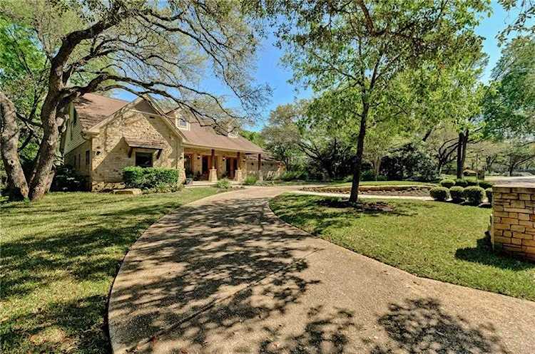 1303 Silver Hill Dr Austin, TX 78746