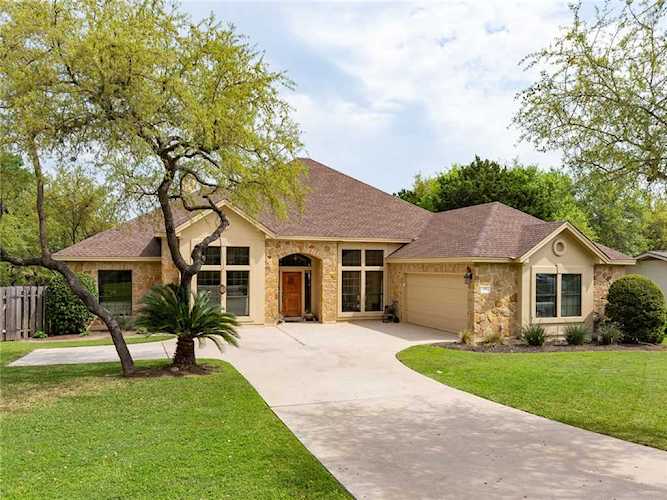 119 Highlander St Lakeway, TX 78734