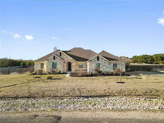213 Dawn Dr Liberty Hill, TX 78642