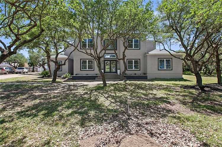 115 Heritage Dr Austin, TX 78737