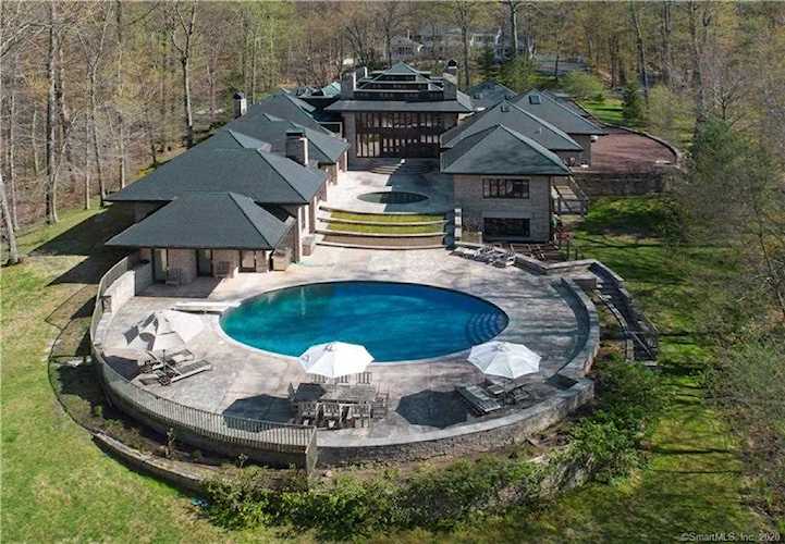 103 South Lake Drive Stamford, CT 06903