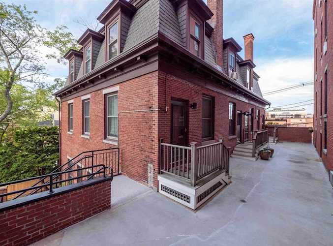 401 State St #210 Portsmouth, NH 03801