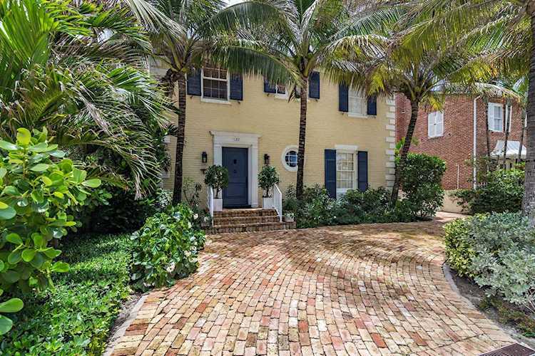 120 Chilean Avenue Palm Beach, FL 33480