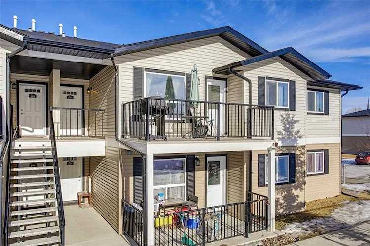 8 Bayside Place #205 Strathmore, AB T1P 0E1