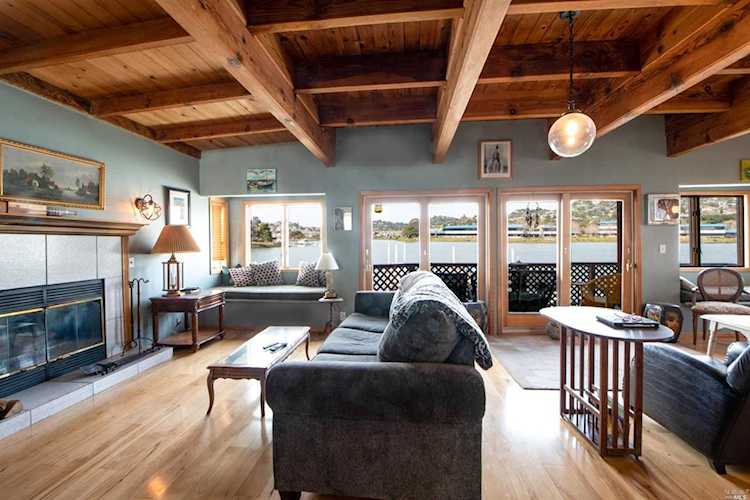 30 Lucky Drive Greenbrae, CA 94904