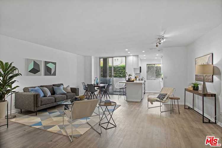 7250 Franklin Avenue #101 Los Angeles, CA 90046