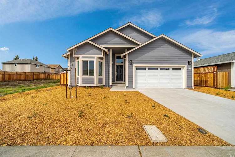 3555 Pinyon Street Santa Rosa, CA 95403