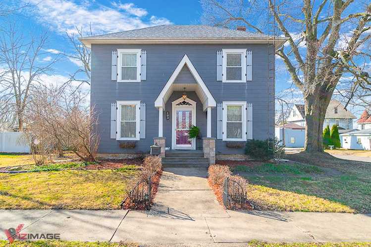 403 E Jackson St Morris, IL 60450