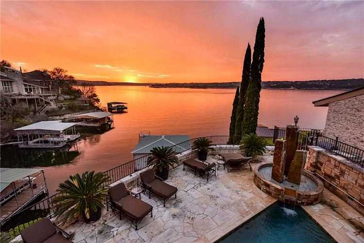 109 Edgewater Cv Lakeway, TX 78734