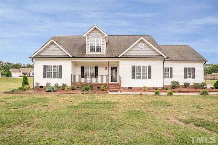 45 Clover Drive Princeton, NC 27569