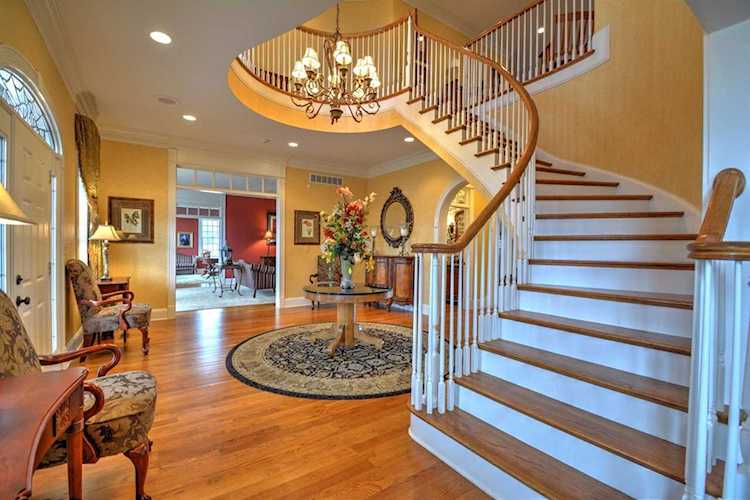 3022 Oak Hill Lane Versailles, KY 40383