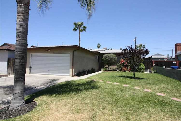 11615 Lull Street North Hollywood, CA 91605